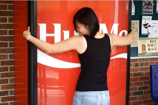 Coca-Cola-Hug-Machine-Open-Happiness-campaign